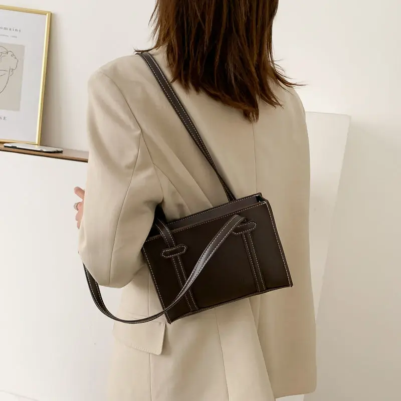 

New French Niche Retro Large-capacity Underarm Bag Female New Trendy Texture Net Red Single Shoulder Bag Shipping Bags