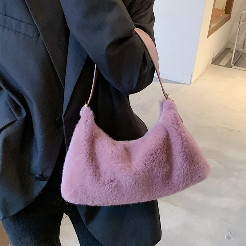 

2020 Crossbody Bags For Women Latest style Popular winter Plush Shoulder Bags Designer Handbags High Quality Large Capacity