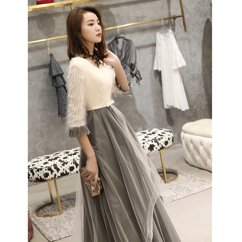 

It's Yiiya, - , 2020