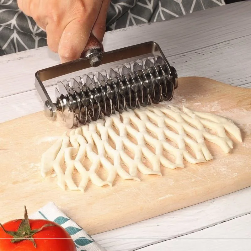 

Stainless Steel Dough Lattice Bread Crust Roller Cutter Kitchen Baking Tools Dough Cutter Pastry Tool Pizza Roller Bakeware Tool
