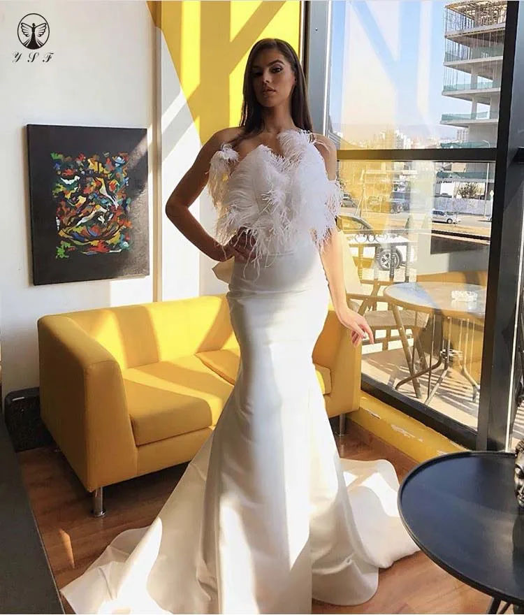 

Vintage Robe De Mariee Off the Shoulder Strapless Sleeveless Feather Mermaid Wedding Dresses
