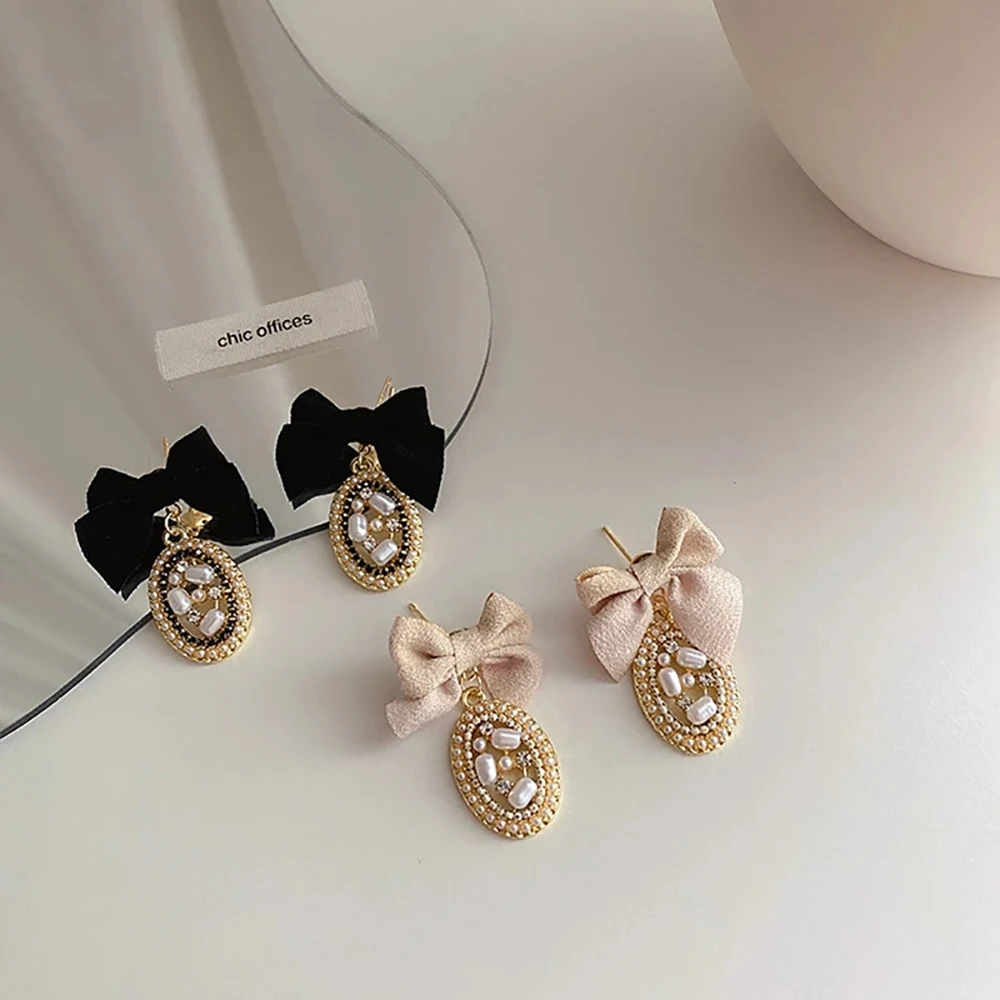 

Ghidbk New Simple Elegant Velvet Bowknot Drop Earrings For Women Ladies Trendy Pearl Oval Pendientes Drop Earrings Jewelry Gifts