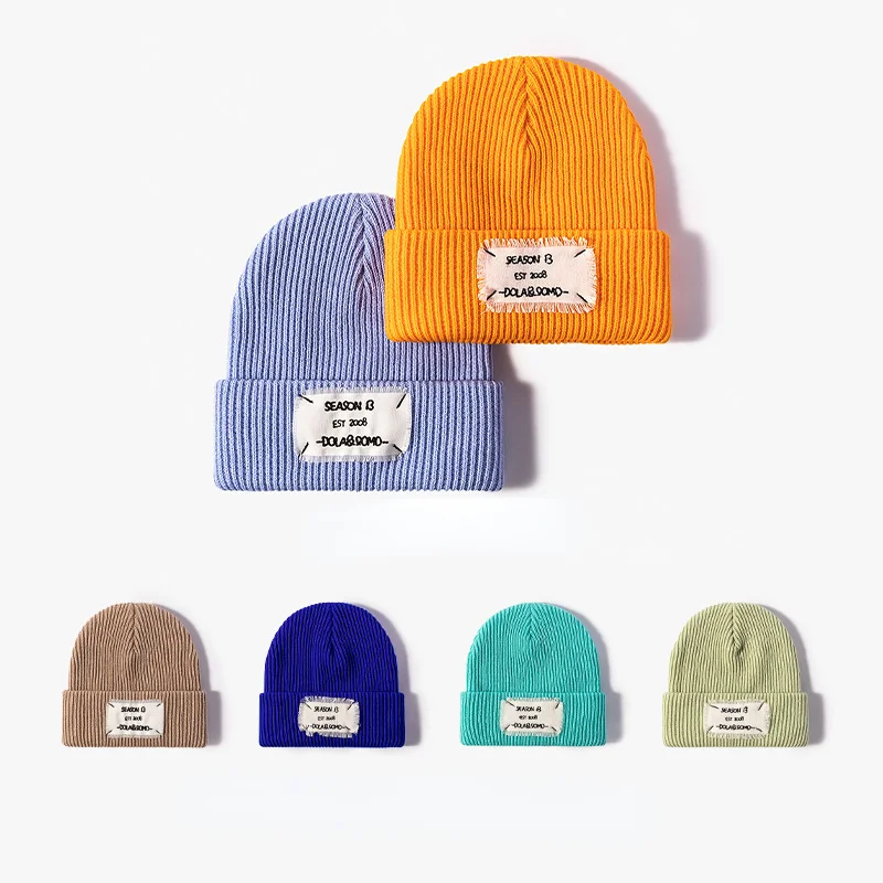 

New Women's Hat Fashion Letter Jacquard Wool Hat Winter Outdoor Warm Patch Cold Hat Men's Knitted Beanies
