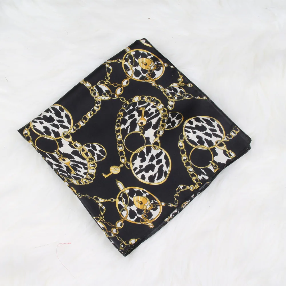 

2019 spring summer new fashion women's small square scarves neckerchief beautiful leopard chain design collar scarfs 505#