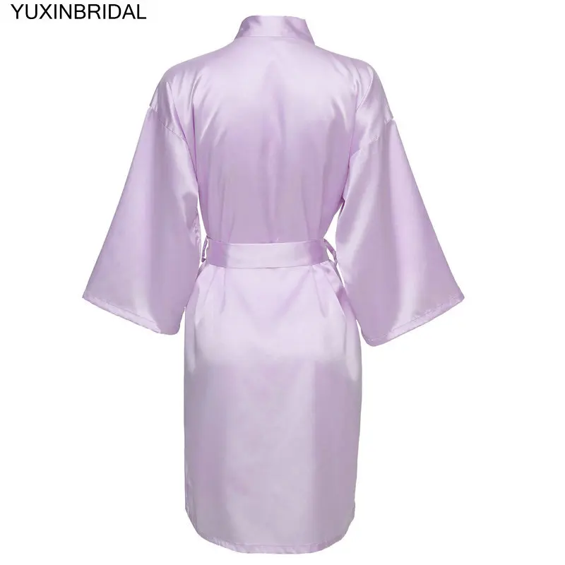 Lavender YUXNBRIDAL Атласный халат для невесты, Свадебный банный халат, одежда для невесты, Свадебный Однотонный женский халат до колена - Цвет: Lavender