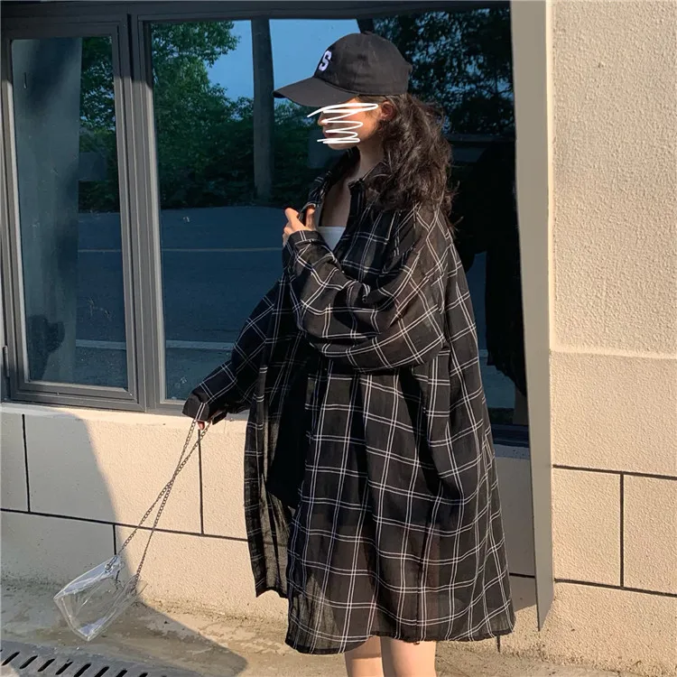 

Spring and Summer 2021 Korean Style New Loose Versatile Hong Kong Style Plaid Shirt Women's Mid-Length Sun Protective Clothes