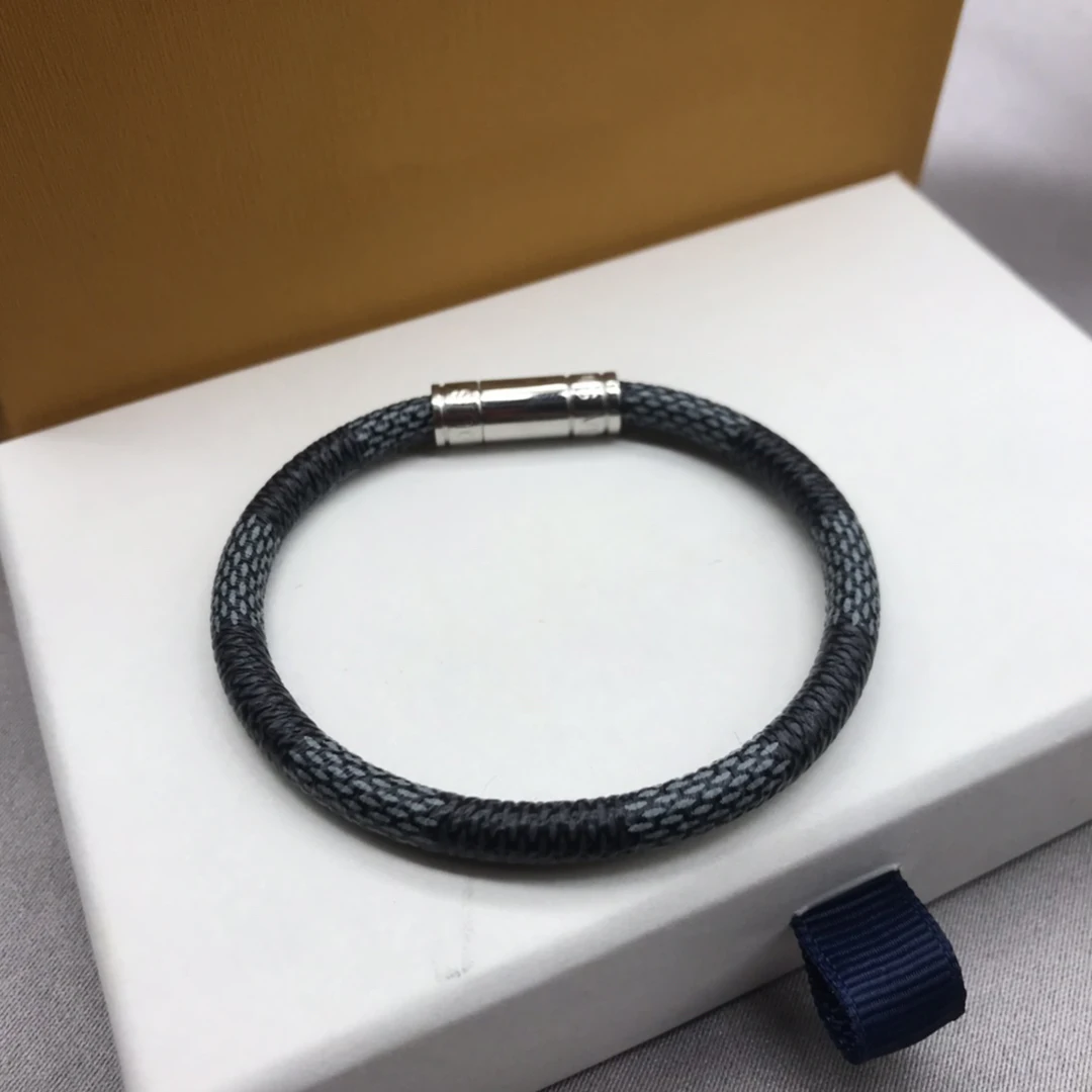 

Original classic brand men's and women's leather cord bracelet. Fashion Couple Jewelry Christmas Gift