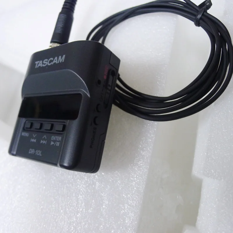 Tascam DR 10L цифровой аудиомагнитофон с микрофоном Lavalier|Цифровые диктофоны| |