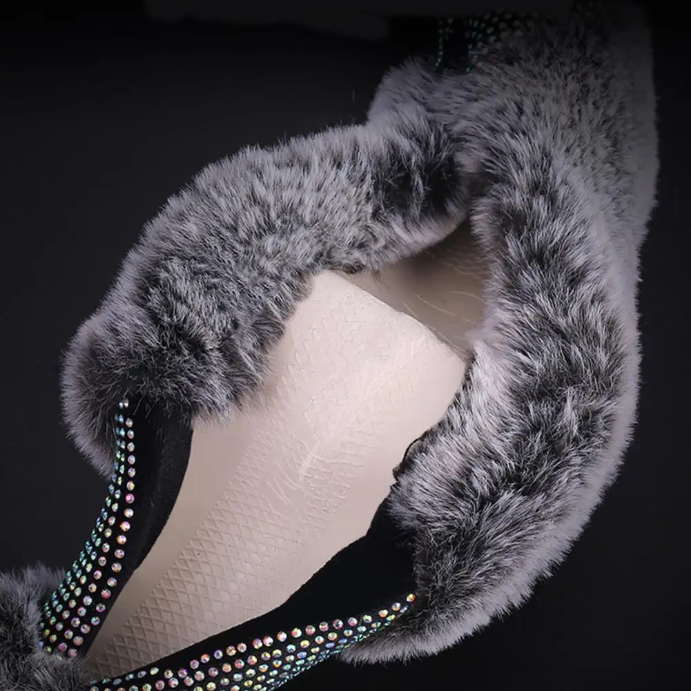 

Winter Universal Plush Anti-Slip Steering Wheel Cover with Rhinestone Car Decor