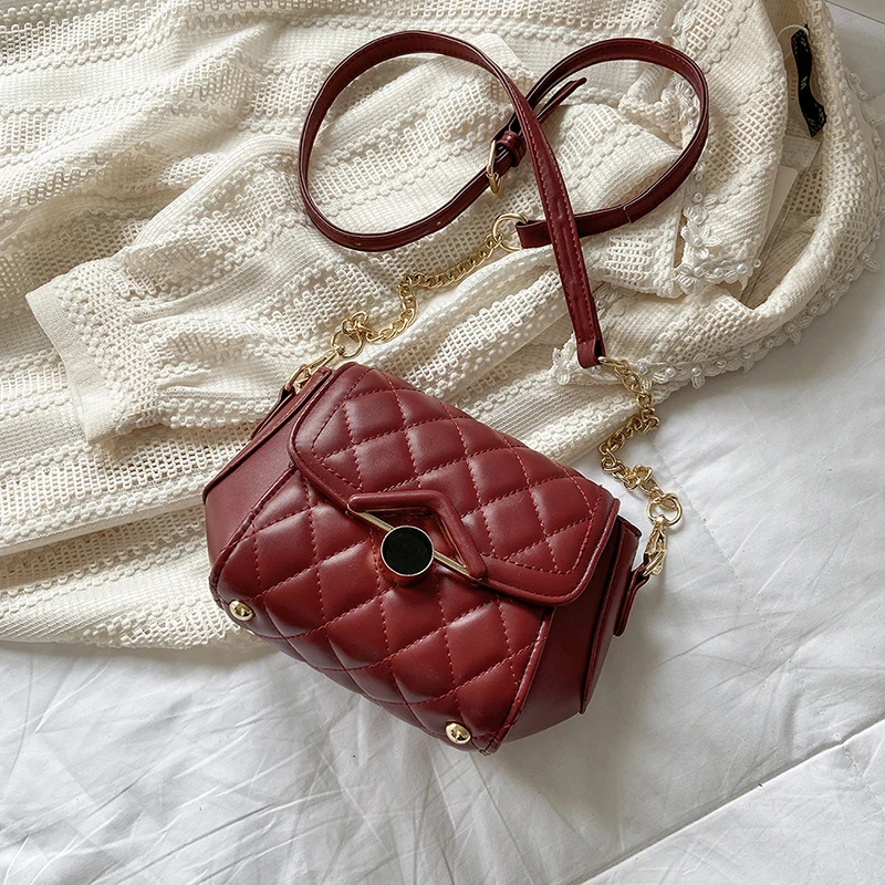 

New Woman Fashion Shoulder Bag High Quality PU Chain Messenger Bag Underarm Bag Luxury Brand Bag Handbag Handbag Trend In 2021