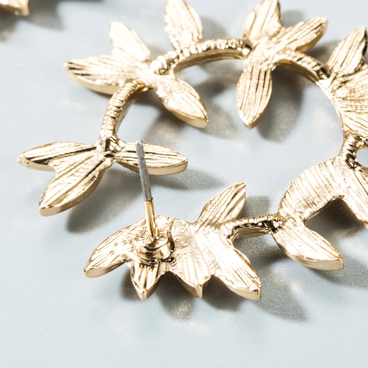 Женские серьги-кольца с большим цветком свадебные подарки ювелирные изделия