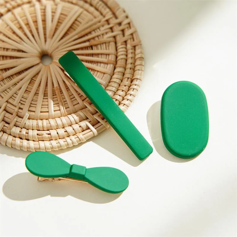 

Fashion New Green Frosted Hair Clips Korean Sweet Girls Hairpins For Women Barrettes Statement Solid Headdress Hair Accessories