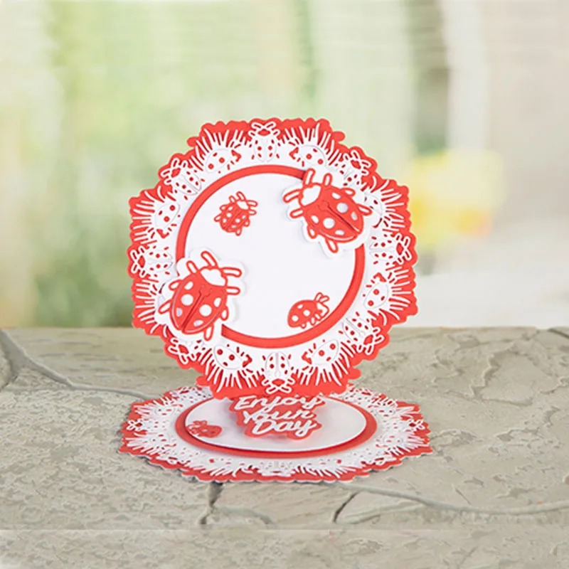 

Circle Insect Ladybug Surround Shape Words Metal Cutting Dies Scrapbooking Album Paper DIY Cards Crafts Embossing Dies New 2019