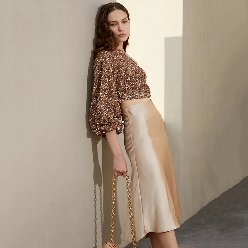 

[EAM] High Waist Champagne Solid Satin Color Long Temperament Half-body Skirt Women Fashion Tide New Spring Autumn 2021 1DD6187