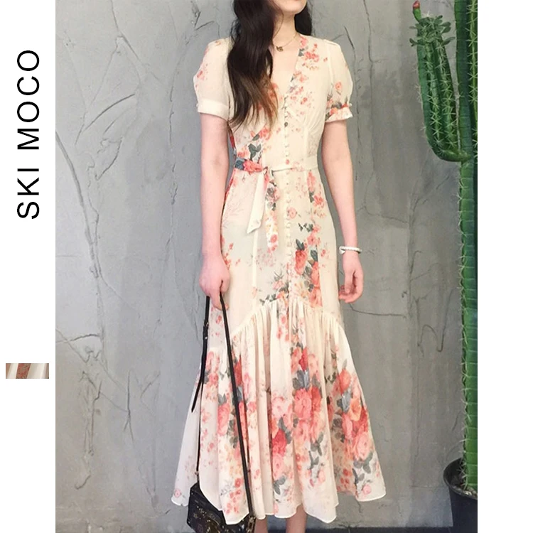 Пляжное платье с цветочным принтом модель 2019 года завязкой на талии и рисунком