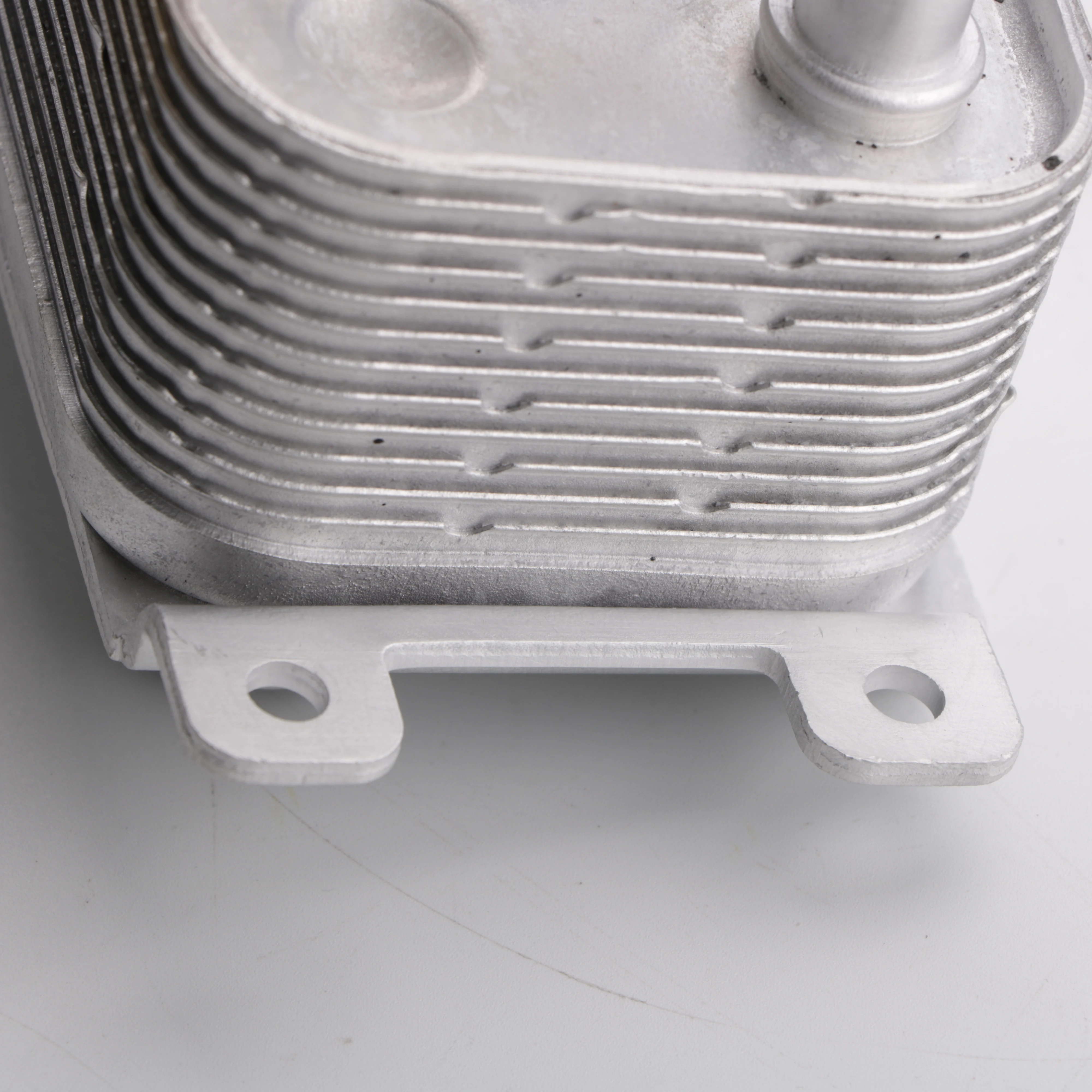 Масляный радиатор HODEE для BMW E60 E63 E64 E65 E66 525i 530i 745i OE: 17217507974 / 17217519213 | Автомобили и