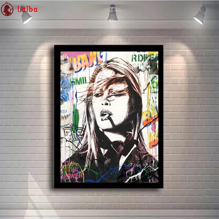 

diamond embroidery Smoking Girl Street Art diamond painting cross stitch 5d full square round drill 5d puzzles