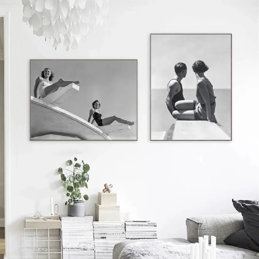 

Black White Vintage Photography Poster Couple Prints Female Swimmers Swimsuit Modeling Pictures Canvas Painting Home Wall Decor