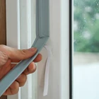 Уплотнительная лента из пенополиуретана, самоклеящаяся Звукоизоляционная уплотнительная полоска для защиты от ударов, подходит для дверей и окон, Ширина 30 мм, 7 мм