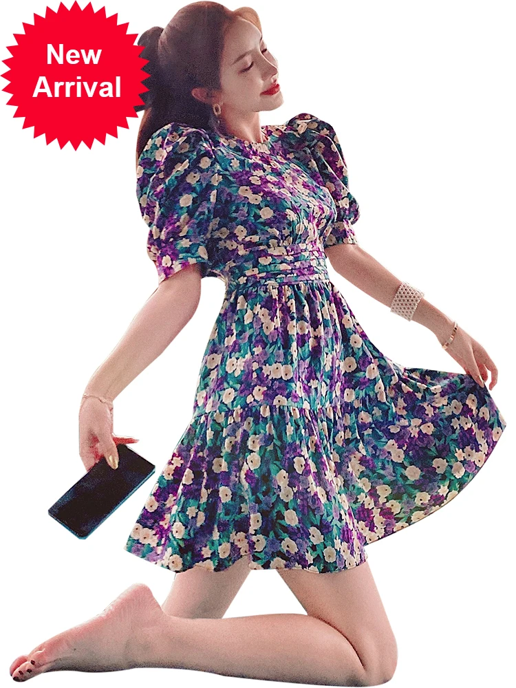 

Floral bubble sleeve dress for women 2020 Spring and Autumn new round neck sweet salt Daisy chiffon Platycodon skirt