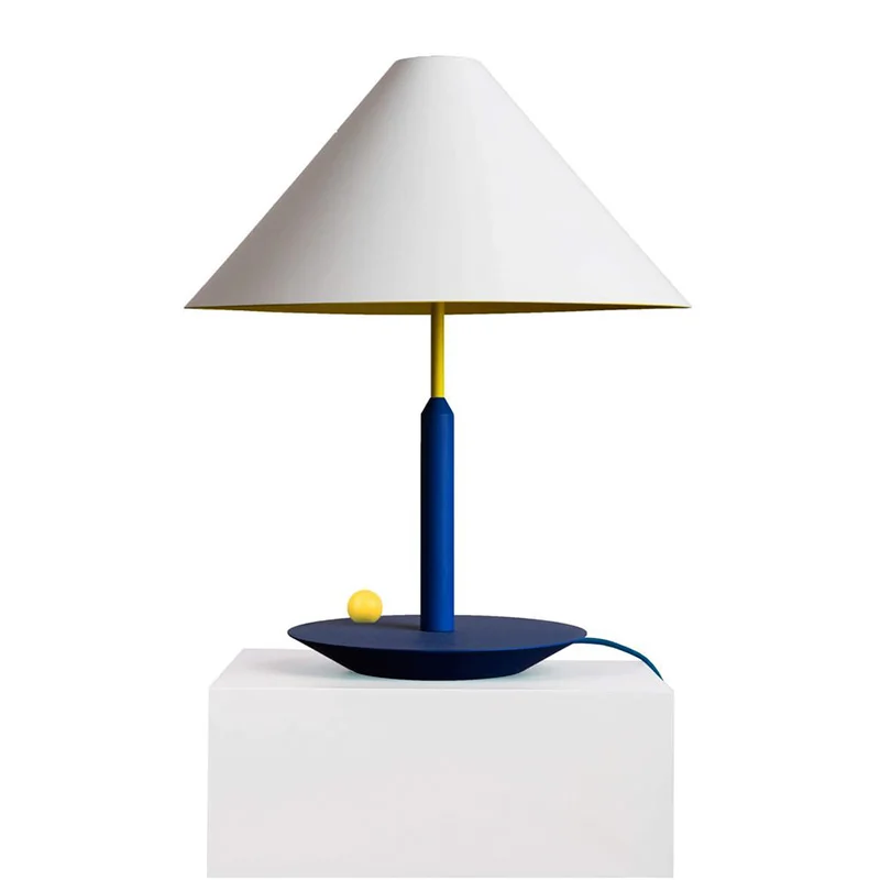 Популярная красочная настольная лампа ins планшетофон в новом стиле для гостиной