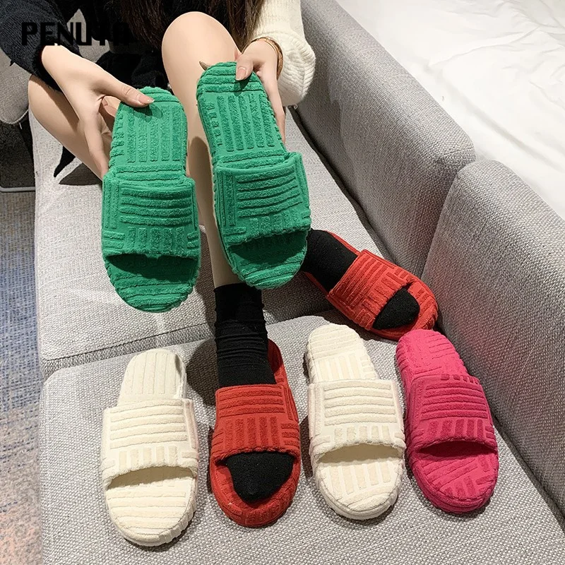 

Indoor Women Fluffy Soft Furry Slides Thick Heel Non Slip House Shoes Ladies Luxury Design Winter Slippers Big Size 35-44 M011P