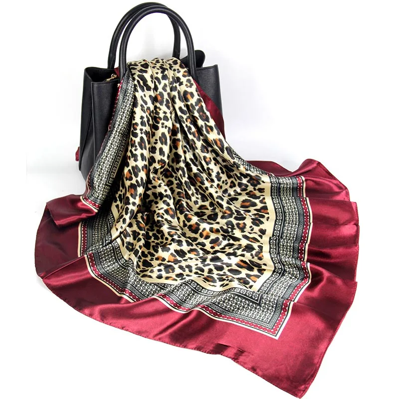 

Winter Silk 90cm Square Scarf For Women Leopard Print Hair Luxury Satin Designer Mask Headwraps Big New Fashion Scarf