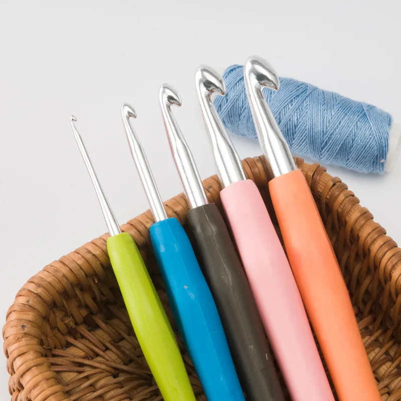 

Набор инструментов для вязания, крючок для вязания, цветные силиконовые ручки из ТПР, металлические спицы для вязания, товары для рукоделия