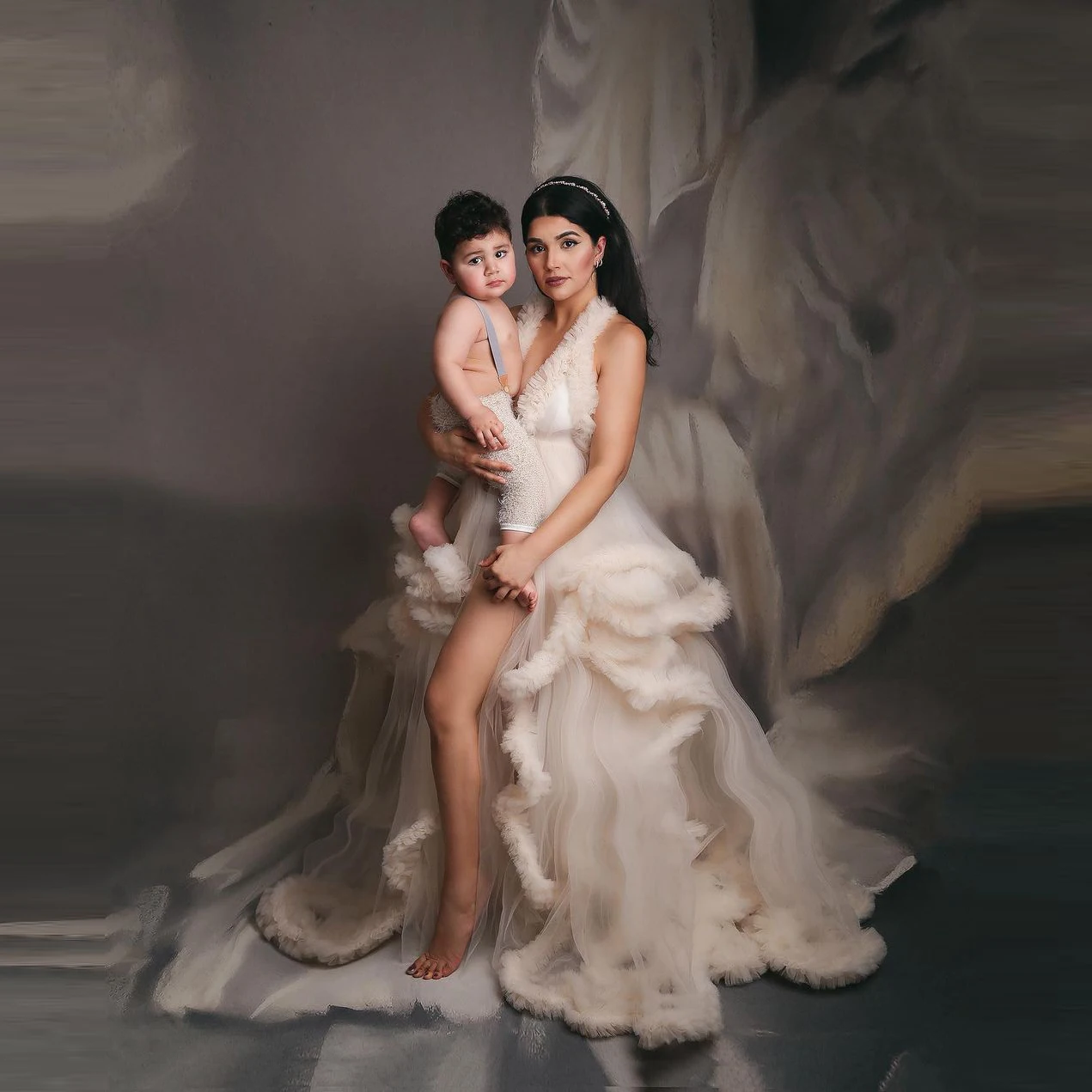 

Sexy Puff Halter Maternity Dresses V Neck Sleeveless Flouncing Plus Size Women Photography Shoot Tulle Dressing Gowns For Bridal