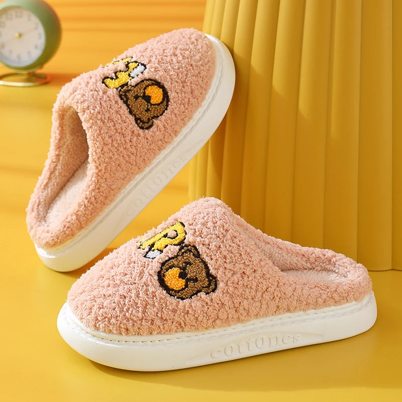 

Домашние теплые тапочки с симпатичным мультяшным медведем для женщин и мужчин, зимние плюшевые домашние хлопковые туфли, Нескользящие мехо...