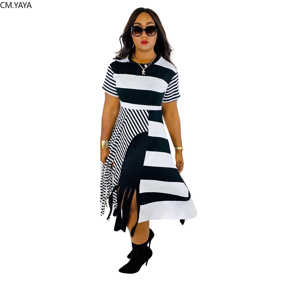 Женское летнее платье-миди с полосками асимметричным принтом и кисточками