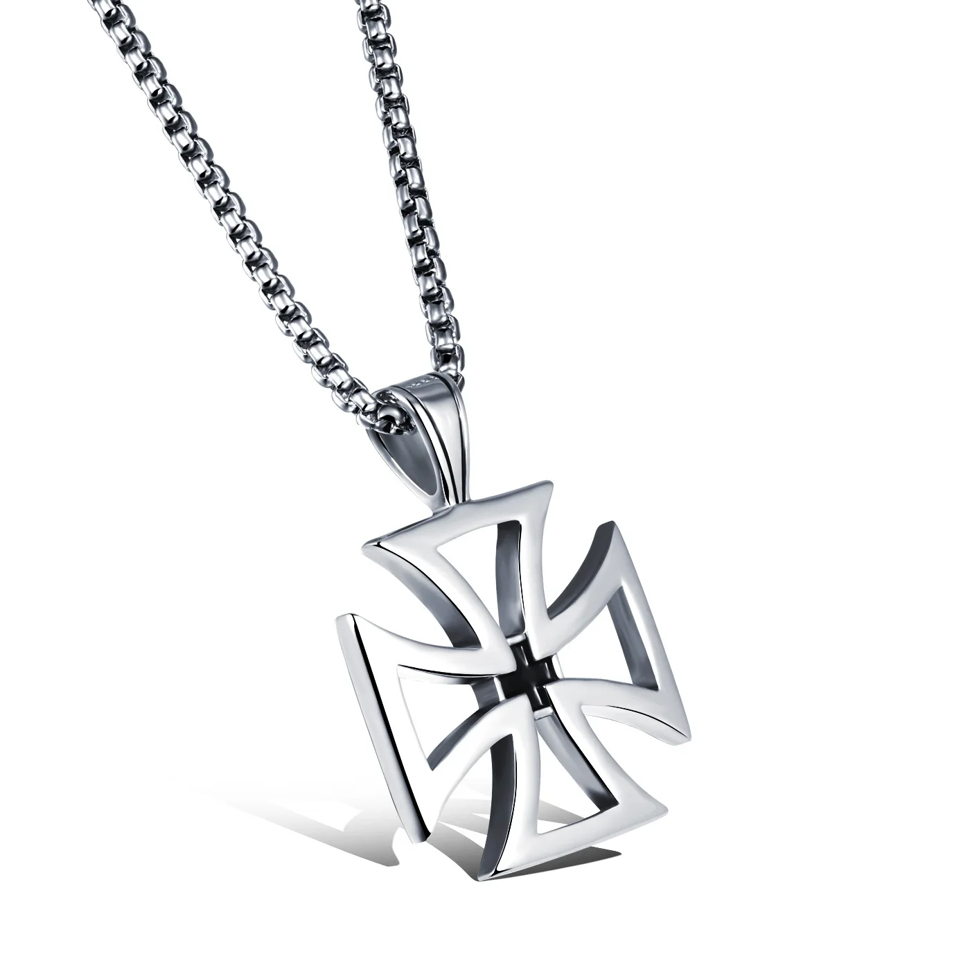 

Vintage Hollow Maltese Iron Cross Pendant Necklace Knights Templar Cross Stainless Steel Fashion Jewelry