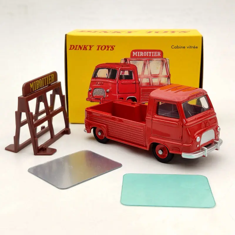 DeAgostini изящный игрушки 564 563 Miroitier Estafette Renault кабина Vitree Палочки красный цвет литьё