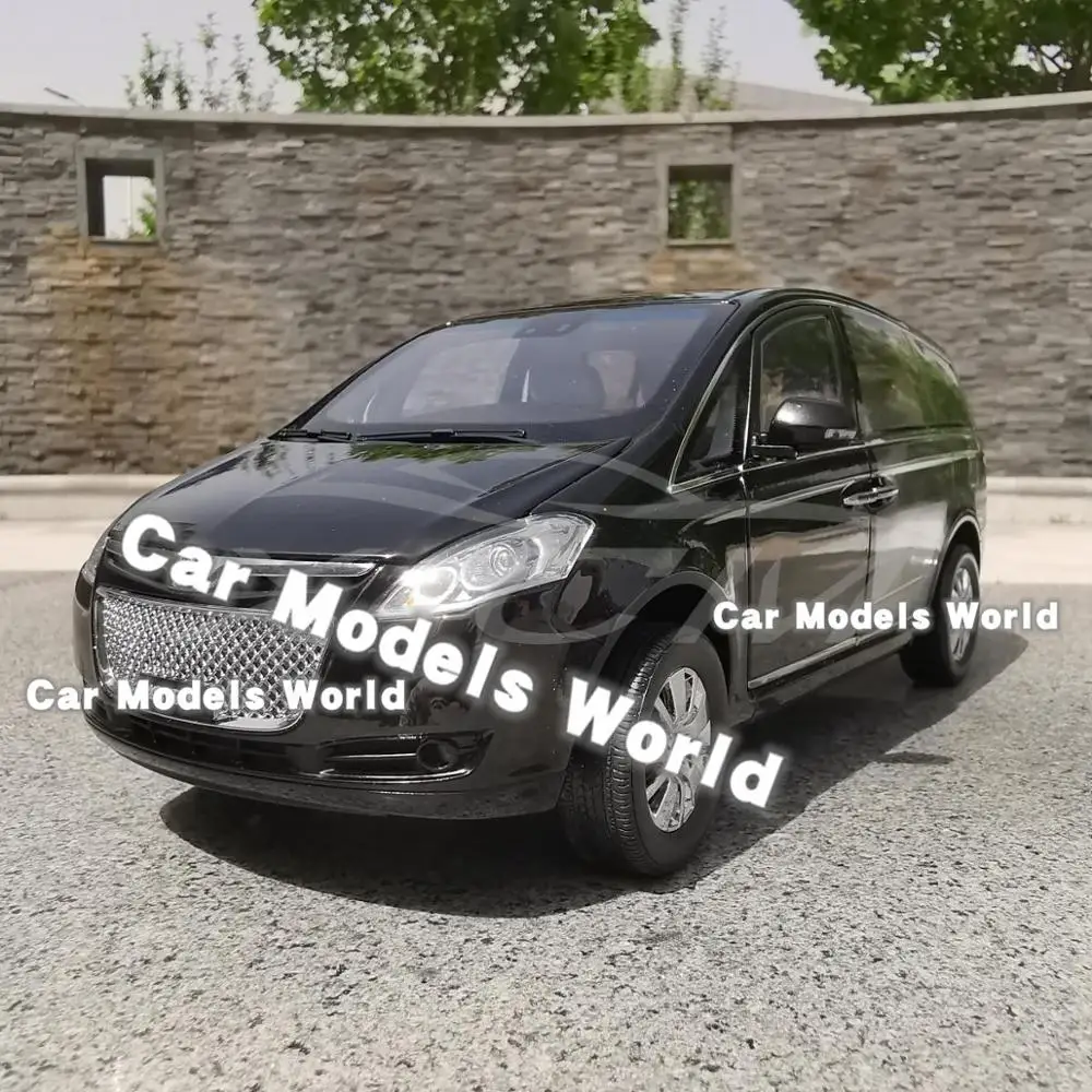 Литая под давлением модель автомобиля Dongfeng Yulong Master CEO MPV 1:18 (черный) + маленький