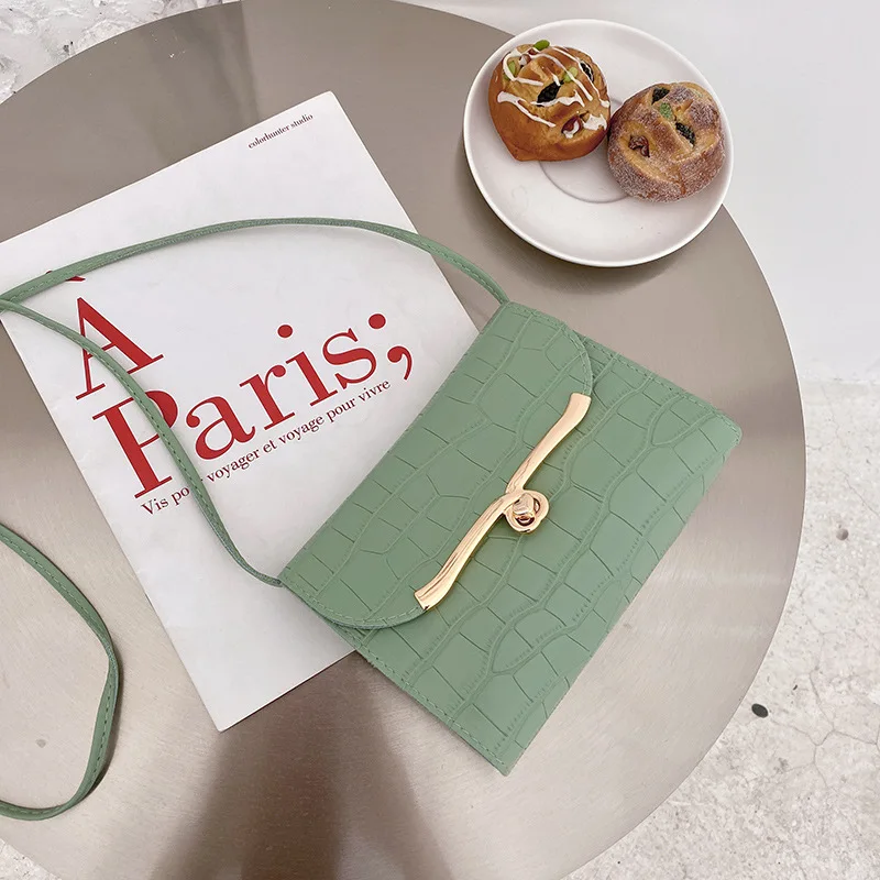 Женская сумка на плечо Новинка лета 2021 стильная Корейская сумка-мессенджер