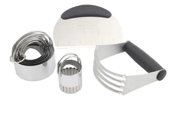 

Biscuit Cutter Set Stainless Steel Pastry Cutters 5 Round Cookie Cutter With Handle Dough Blender Baking Pastry Utensils