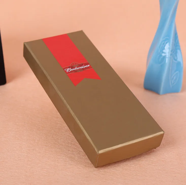 Конкурентоспособная цена индивидуальная белая фотомагнитная крышка и жесткая