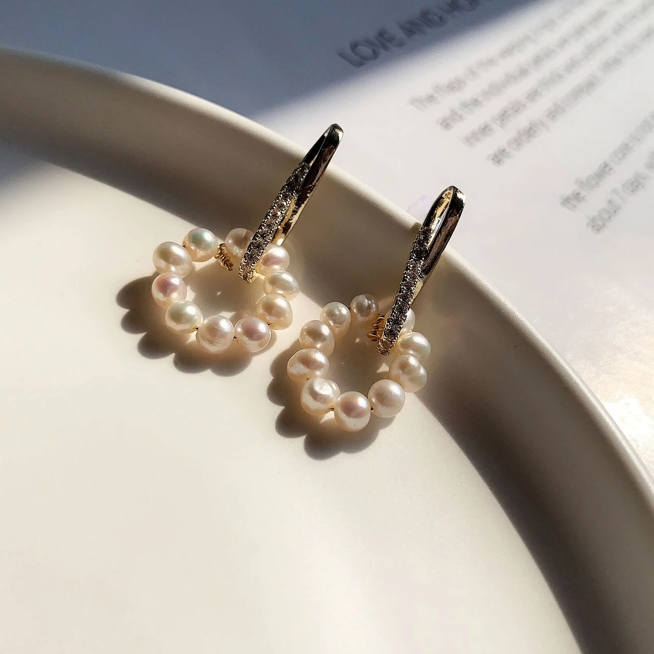 

ED052067 Freshwater Pearl Studs Earrings Simple And Versatile Earrings For Women