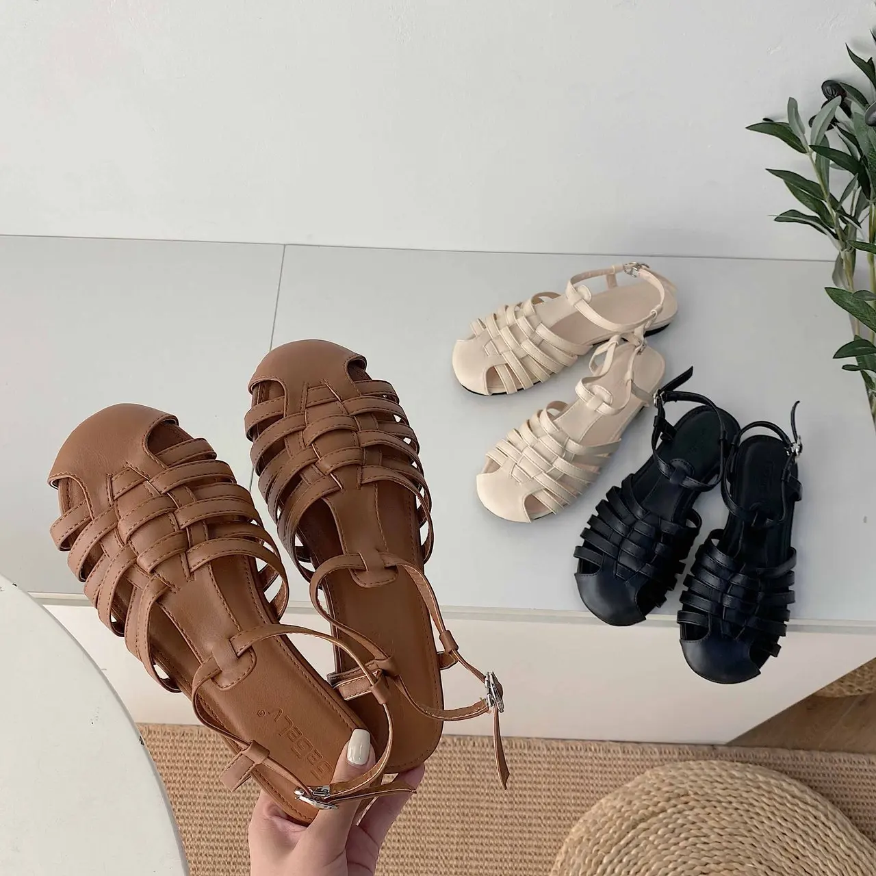 

Buckle Flat Sandal Shoe Suit Female Beige Summer Heels Breathable Without Low Black Velvet Retro Fashion Girls Strap Comfort