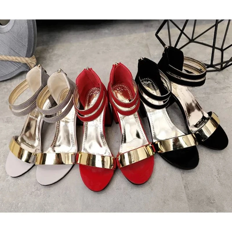 

2020 Summer New Word Buckle Fashion Fish Mouth Heel With Thick Heel Women Sandals Middle Heel Student Shoes Women Sandals
