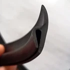 Уплотнительная лента для переднего и заднего лобового стекла, 2 м, резиновое уплотнение ветрового стекла, защита от пыли, полоска для приборной панели автомобиля