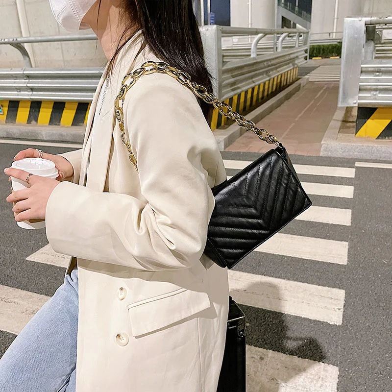 

New Embroidered Line Lingge Small Bag Women's Texture Trend Chain Single Shoulder Bag Fashion Messenger Women's Bag