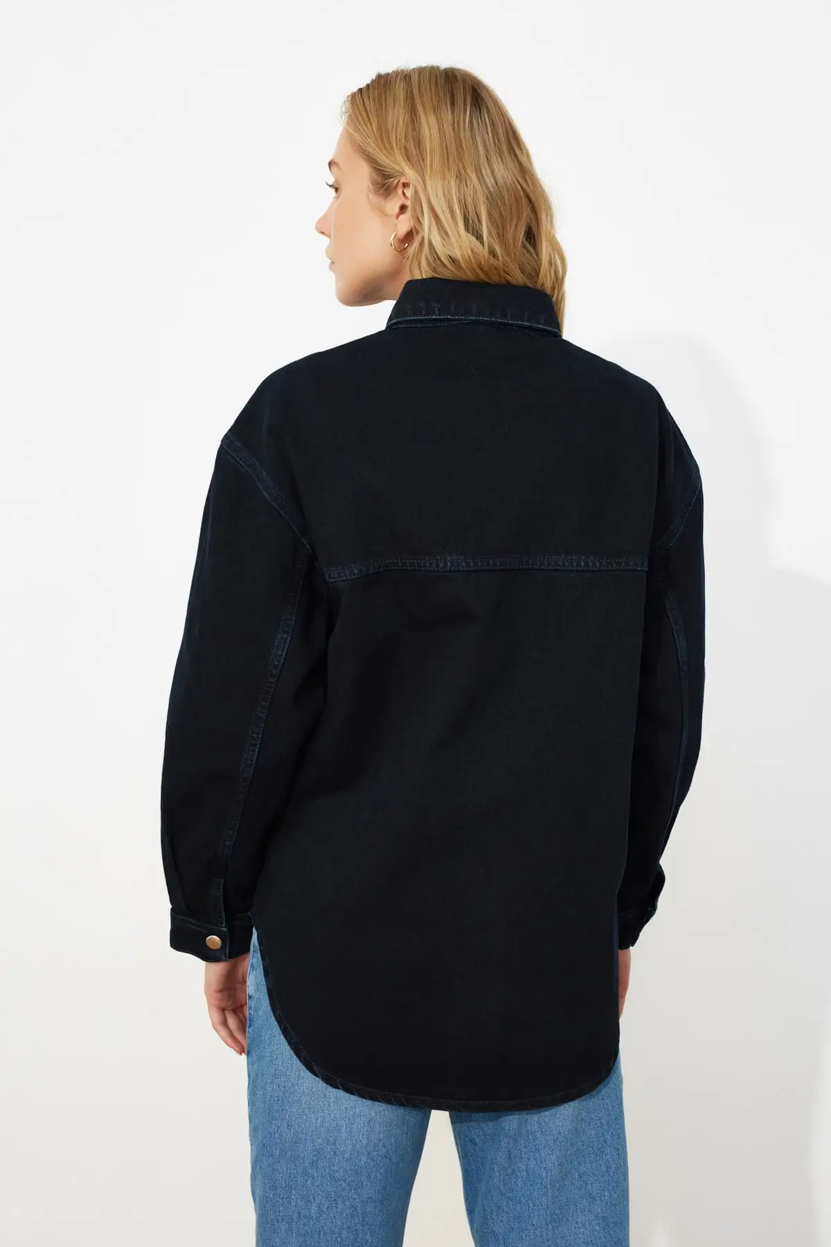 

Trendyol Oversize Denim Shirt Jacket TWOSS21GO0637
