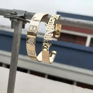 Браслет на запястье с именем, с буквами, регулируемый