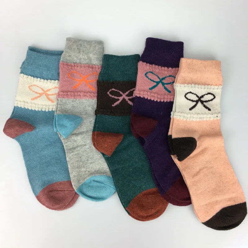 

5 Pairs/box Warm Rabbit Wool Socks Christmas Ladies Girls Soft Fluffy Sock Warm Winter Women Bed Xmas Festive Gift