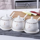 Керамический набор банок для приправ, коробка для специй, набор кухонных принадлежностей, бутылка для приправ, солевой горшок, трехсекционный керамический поднос, бамбуковый деревянный поднос