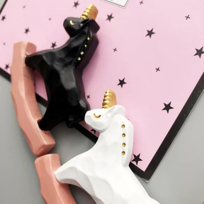 Стерео черный белый resion лошадь магнит на холодильник производство Китай детская