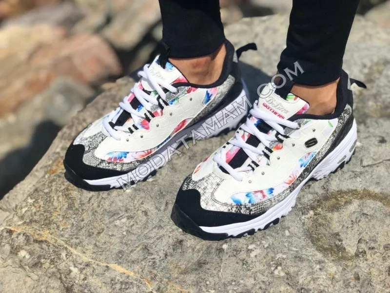 Skechers