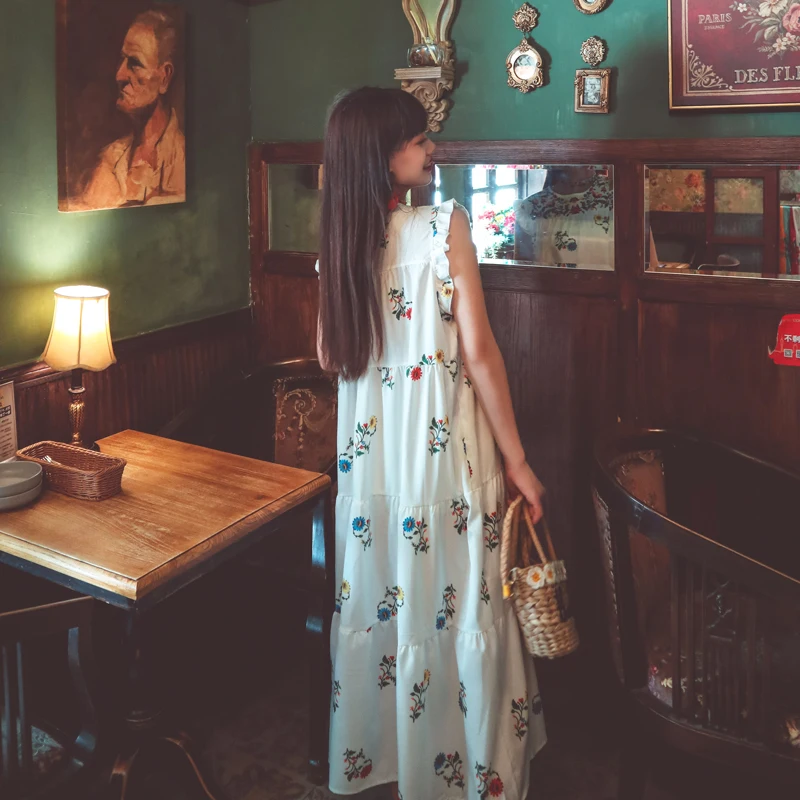 

Make embroidery stitching custom printing temperament of restoring ancient ways is dress