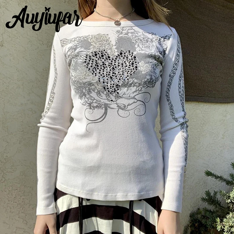 

Auyiufar Heart Chain Print Rhinestone Long Sleeve Tees Fairy Grunge Retro Y2k Round Neck Casual Top Women Fall Streetwear Cloth